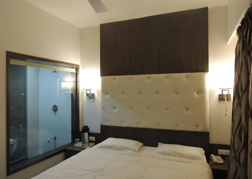 Hotel Host Inn-1